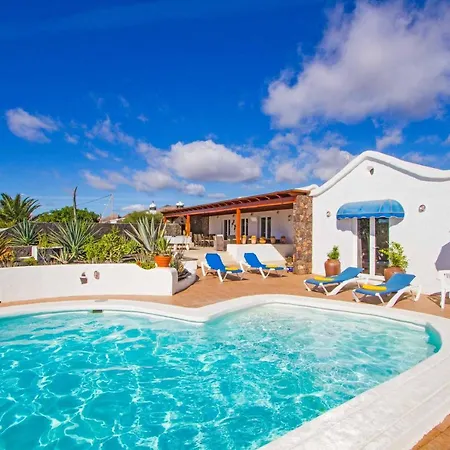 Dos Piedras Villa Puerto del Carmen (Lanzarote)