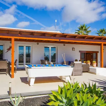 Dos Piedras Villa Puerto del Carmen (Lanzarote)