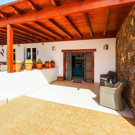 Dos Piedras Villa Puerto del Carmen (Lanzarote)