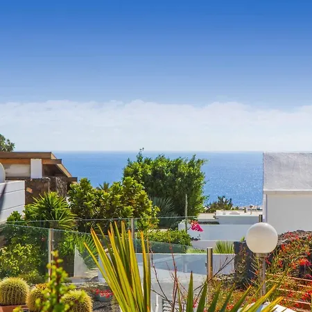 Villa Dos Piedras Puerto del Carmen (Lanzarote)
